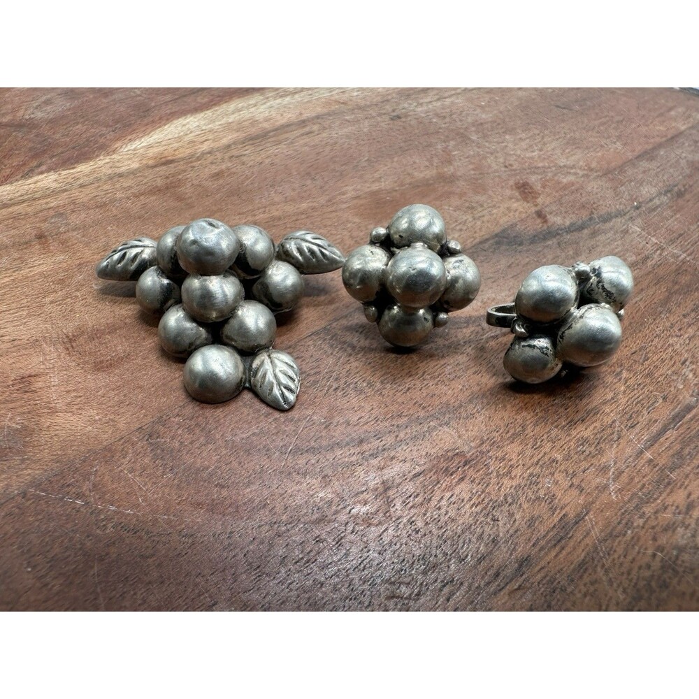 Mexico Mexican Sterling Silver Grape Bunch Pin Brooch W Screw Back Earrings